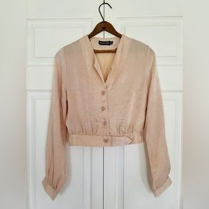 Peachy Cream Cropped L/S Button Up Blouse Sz 4